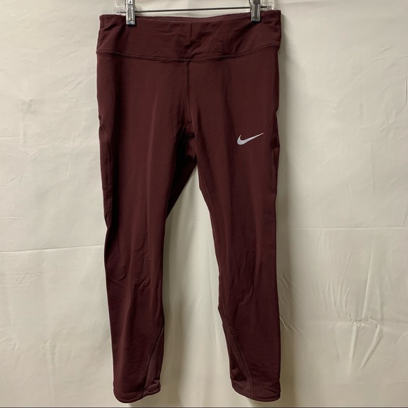 Nike Pants - NIKE CROP LEGGINGS